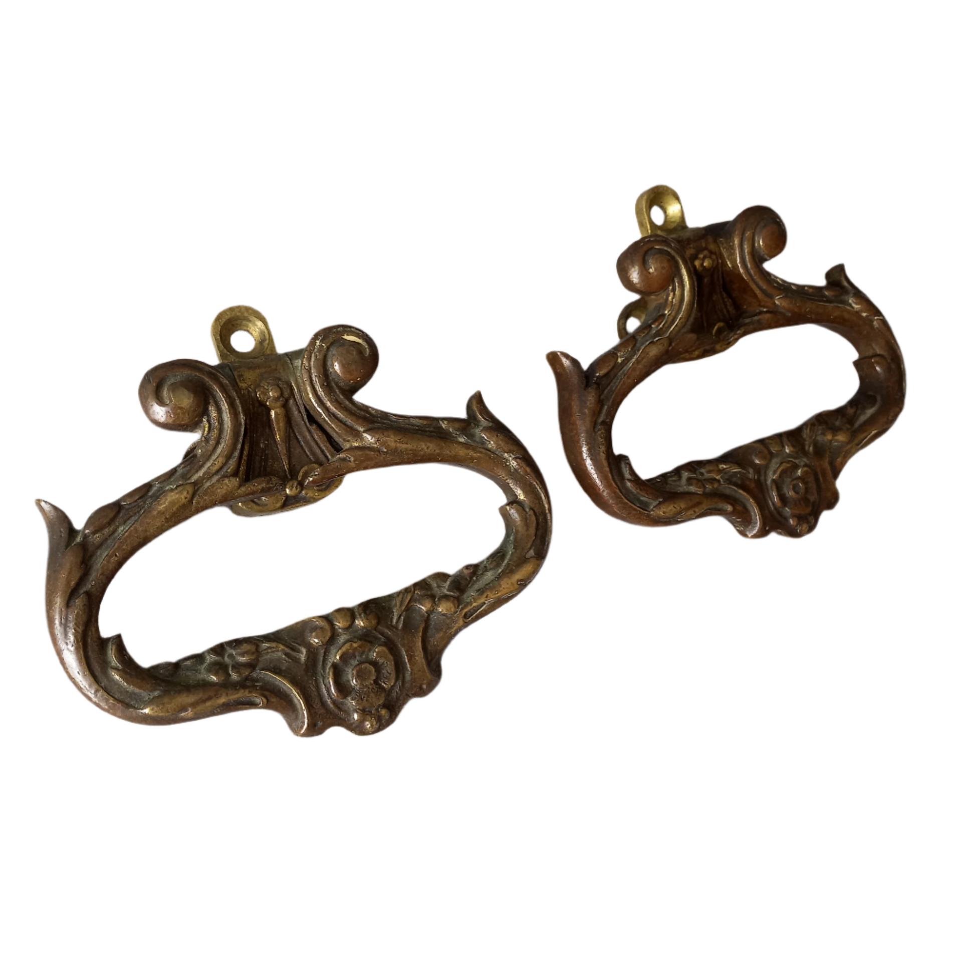 A stunning pair of French antique highly decorative bronze/brass drawer handles that have the maker's numbers to the rear, and are heavy, quality pieces that will be the wonderful finishing touch to a piece of furniture.
