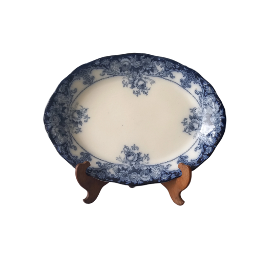 Assiette de service ovale en grès ancien à motif floral bleu, plat de service ancien