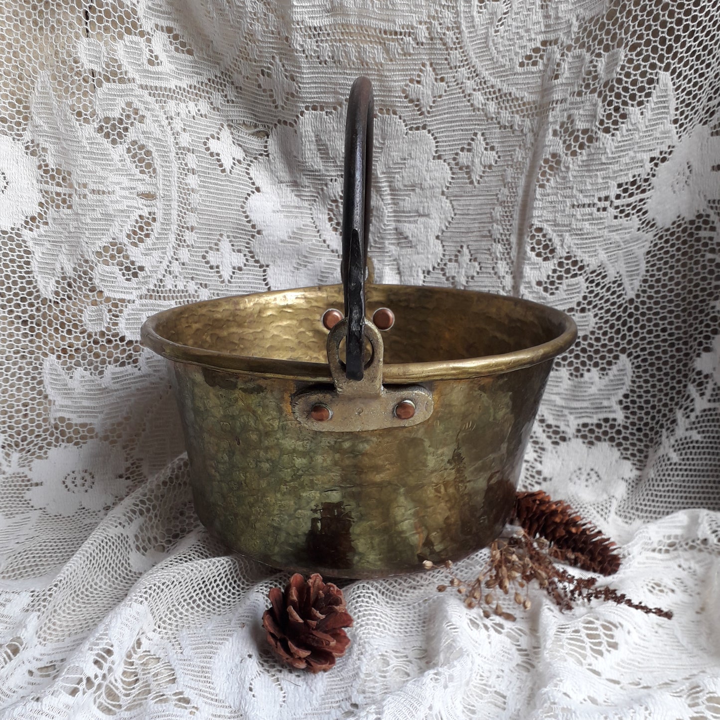 A wonderful little French vintage/antique brass hanging cauldron with an iron handle, a quality piece with substantial weight for its size. This delightful piece was hand-made, the joins beneath clearly visible,which makes it all the more charming. It will make a super piece of home decor or a hanging planter.