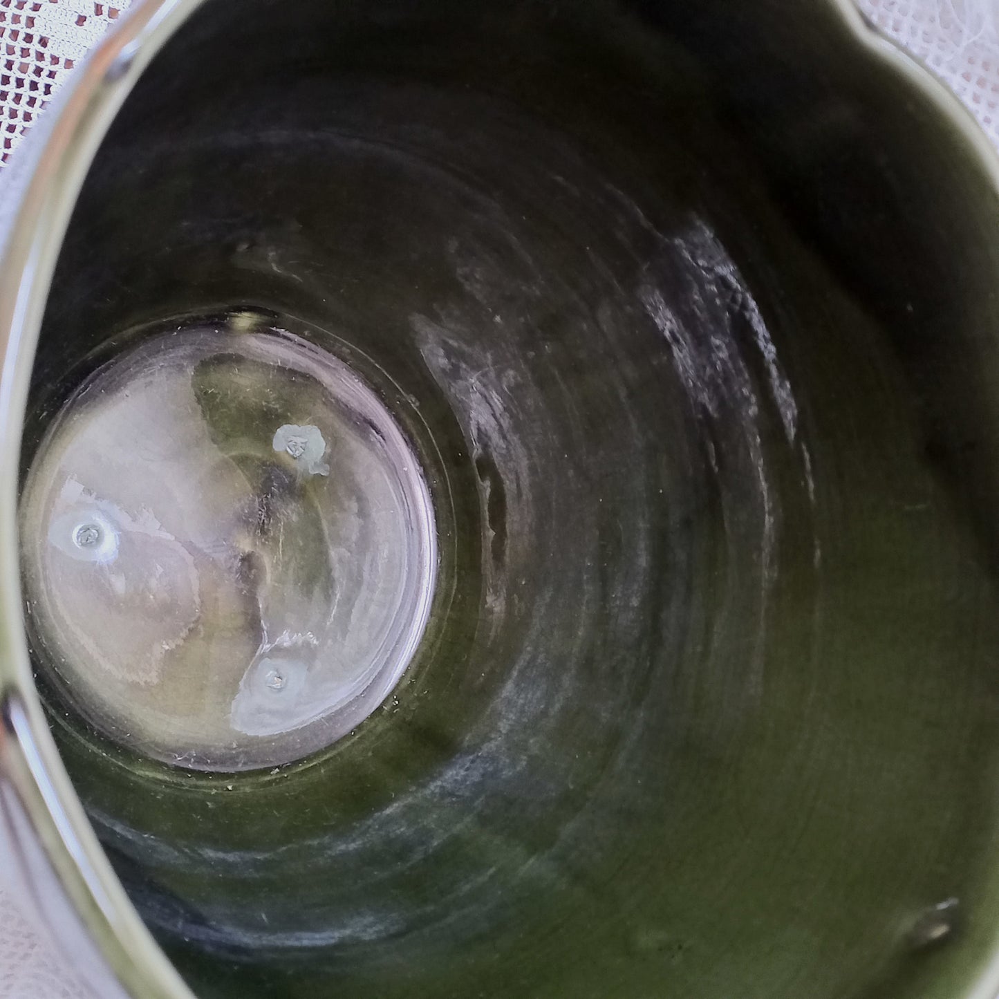 Jardinière décorative ancienne Art nouveau avec fleur d'iris par Gustave de Bruyn de Fives Lille