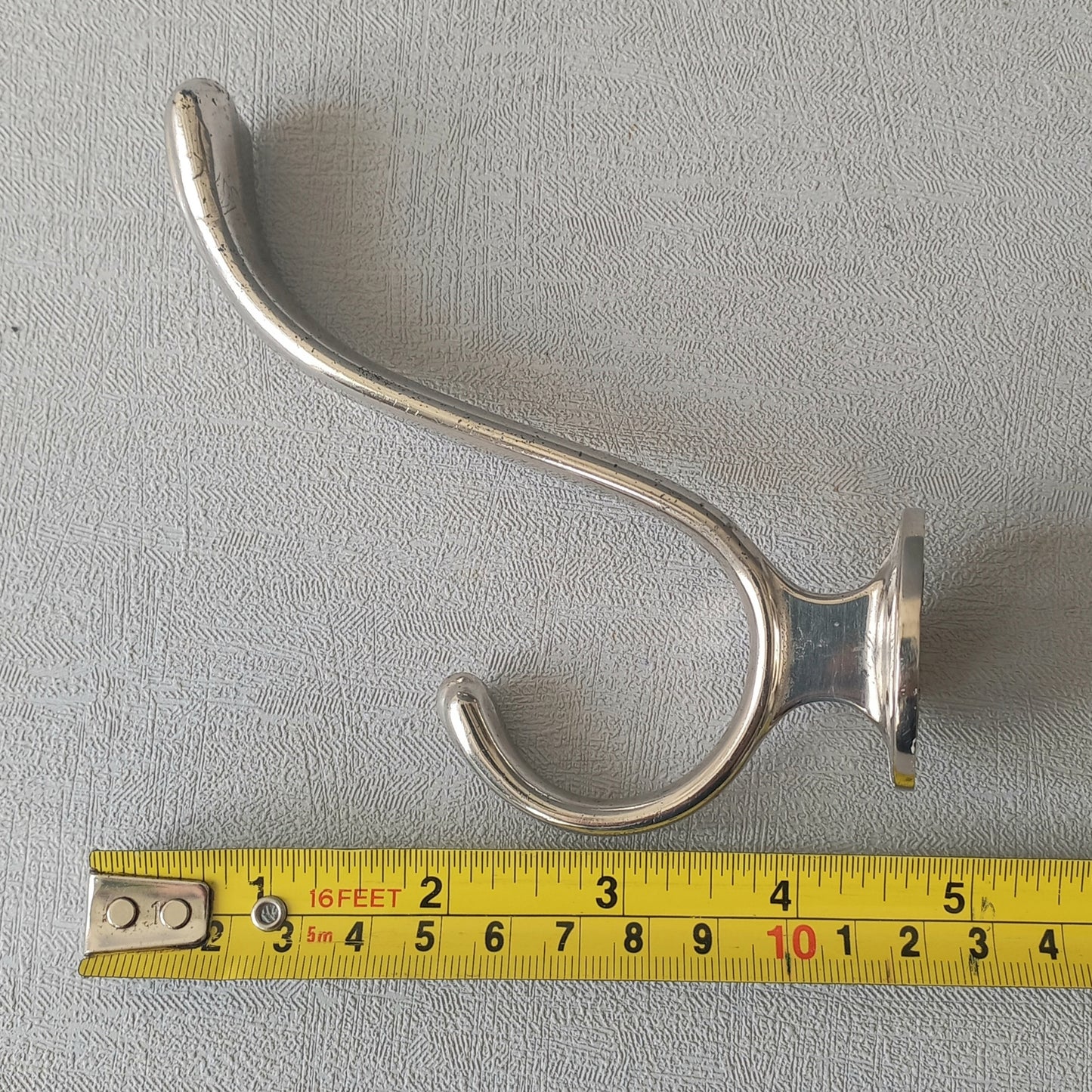 3 x French vintage silver coloured metal coat hooks in used sturdy used condition. Good for coat storage, dog leads, or maybe in the kitchen or bathroom for towels.
Circa. 1930s/1950s.