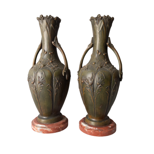 Garnitures anciennes en métal vert avec bases en marbre, décor de cheminée art nouveau