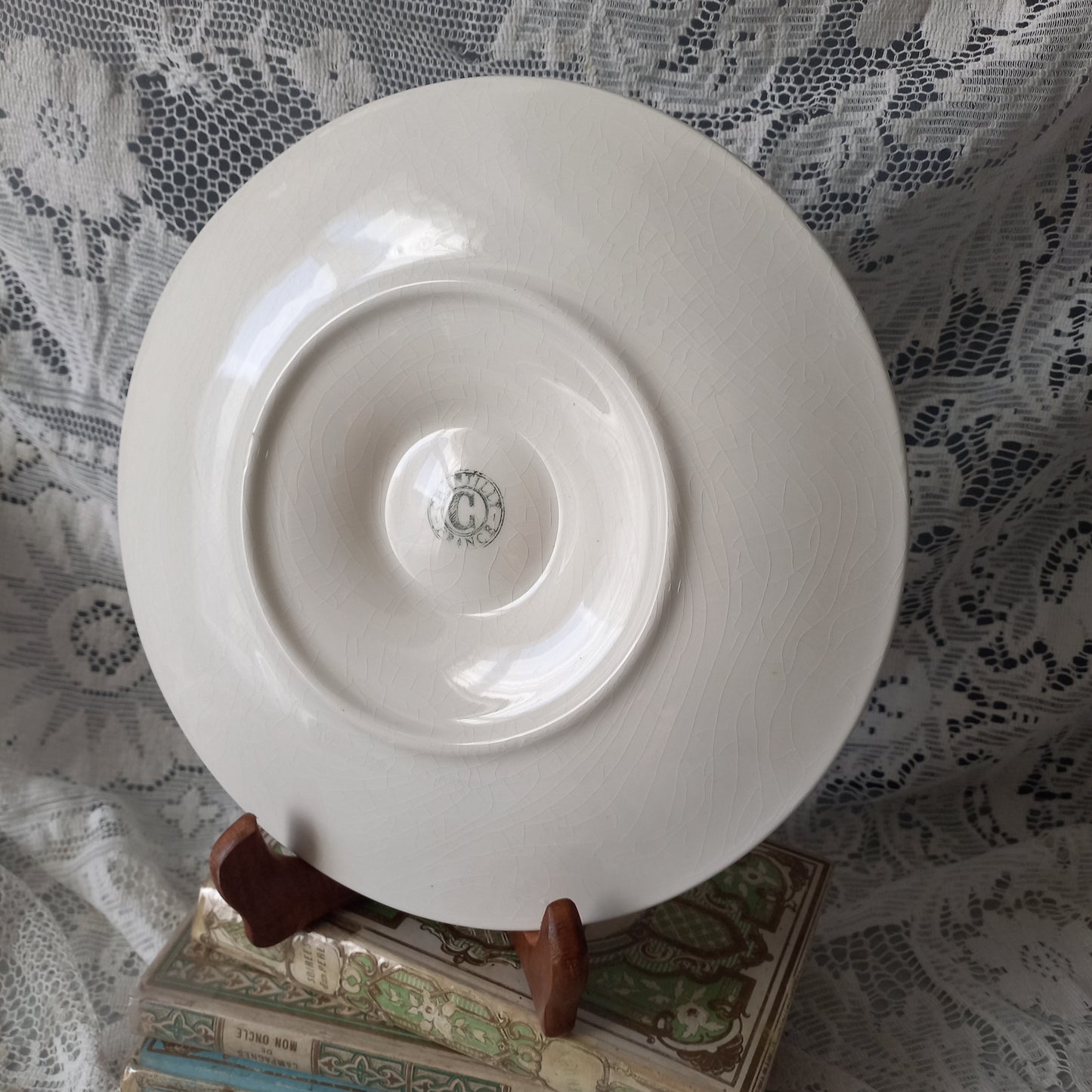 French vintage oyster plate in creamy white colour, vintage seafood plate, coastal decor