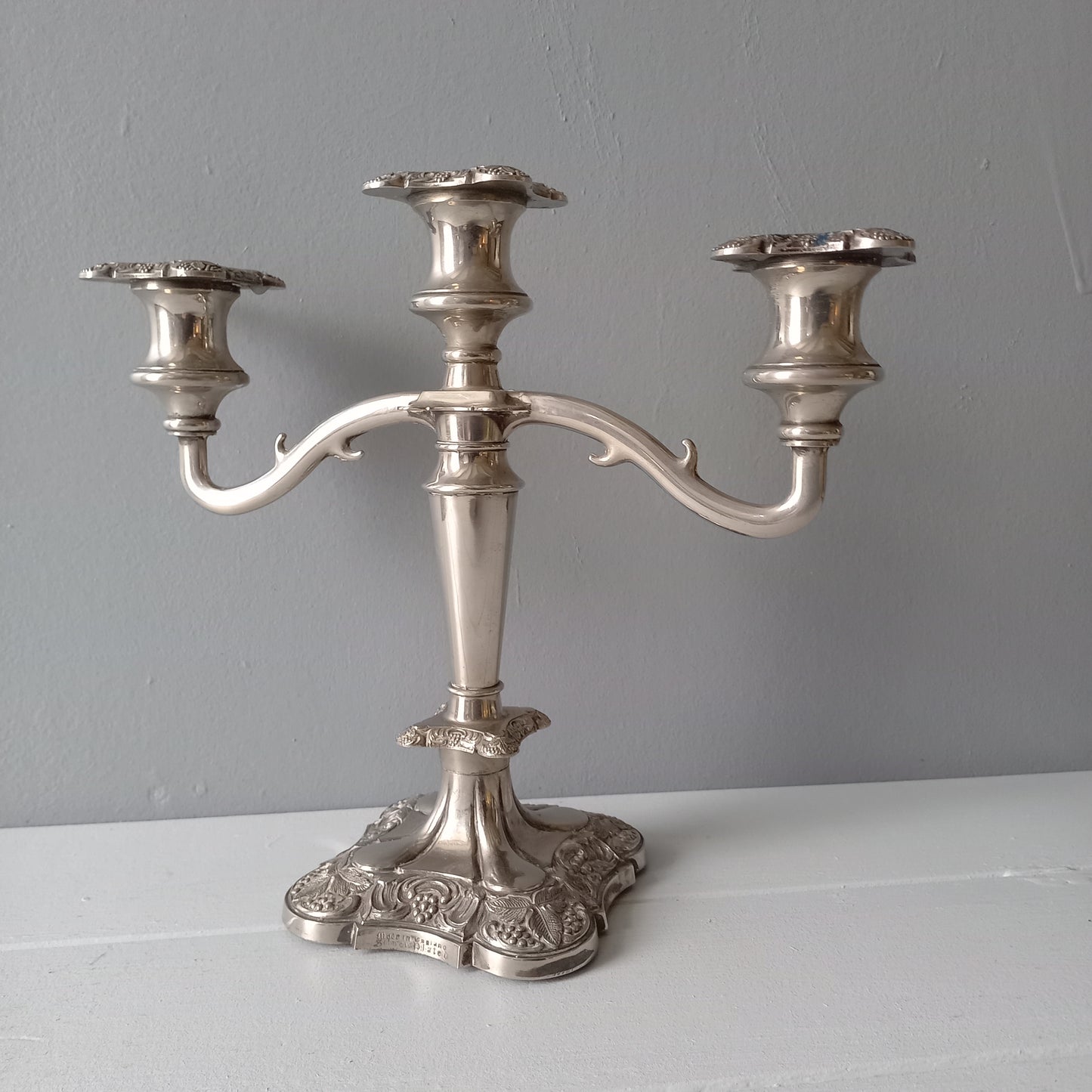 Vintage silver plated candelabra for three candles, English decorative candle stick holder, mantelpiece decor