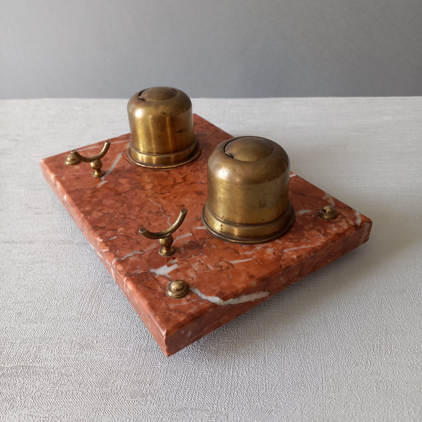 Vintage double brass inkwell and pen rest with marble base, French art deco desk decor