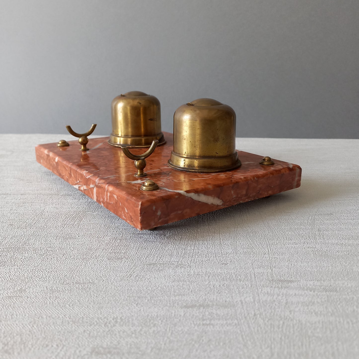 Vintage double brass inkwell and pen rest with marble base, French art deco desk decor