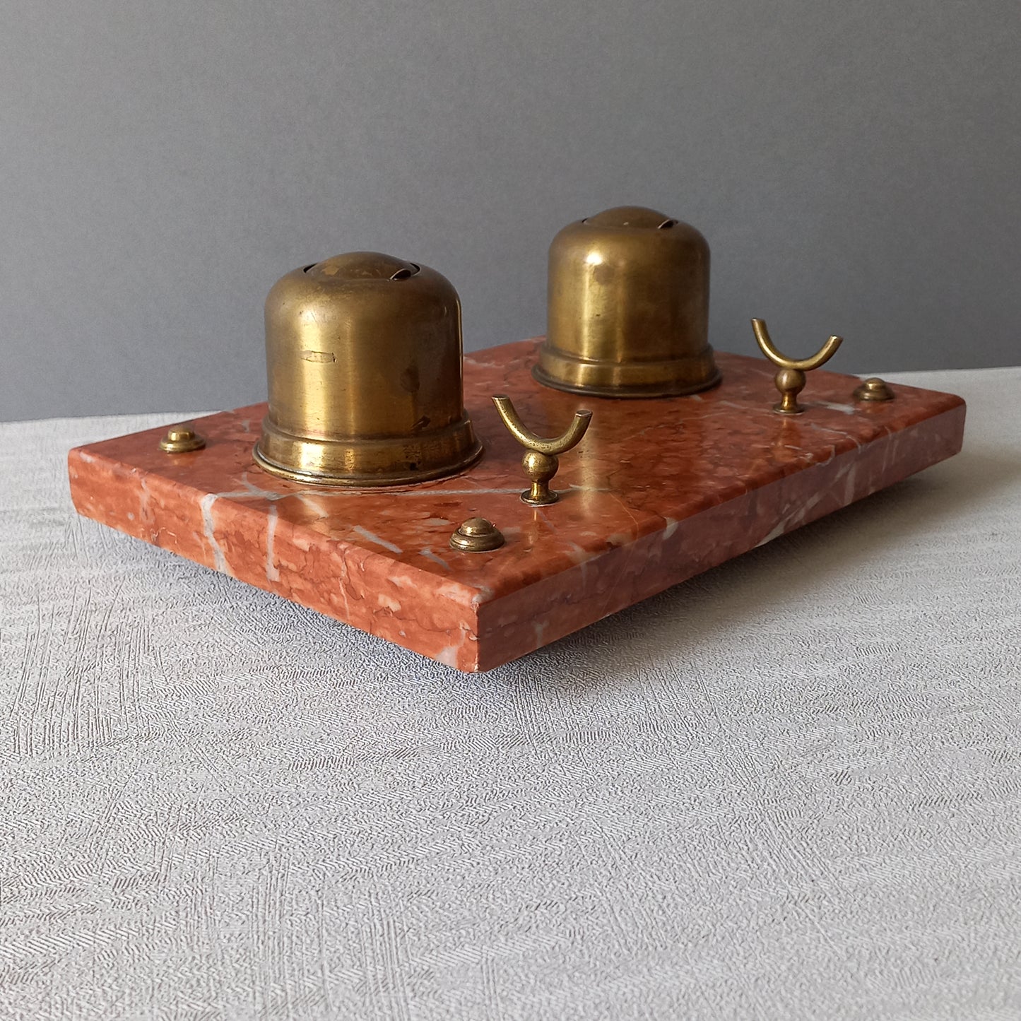 Vintage double brass inkwell and pen rest with marble base, French art deco desk decor