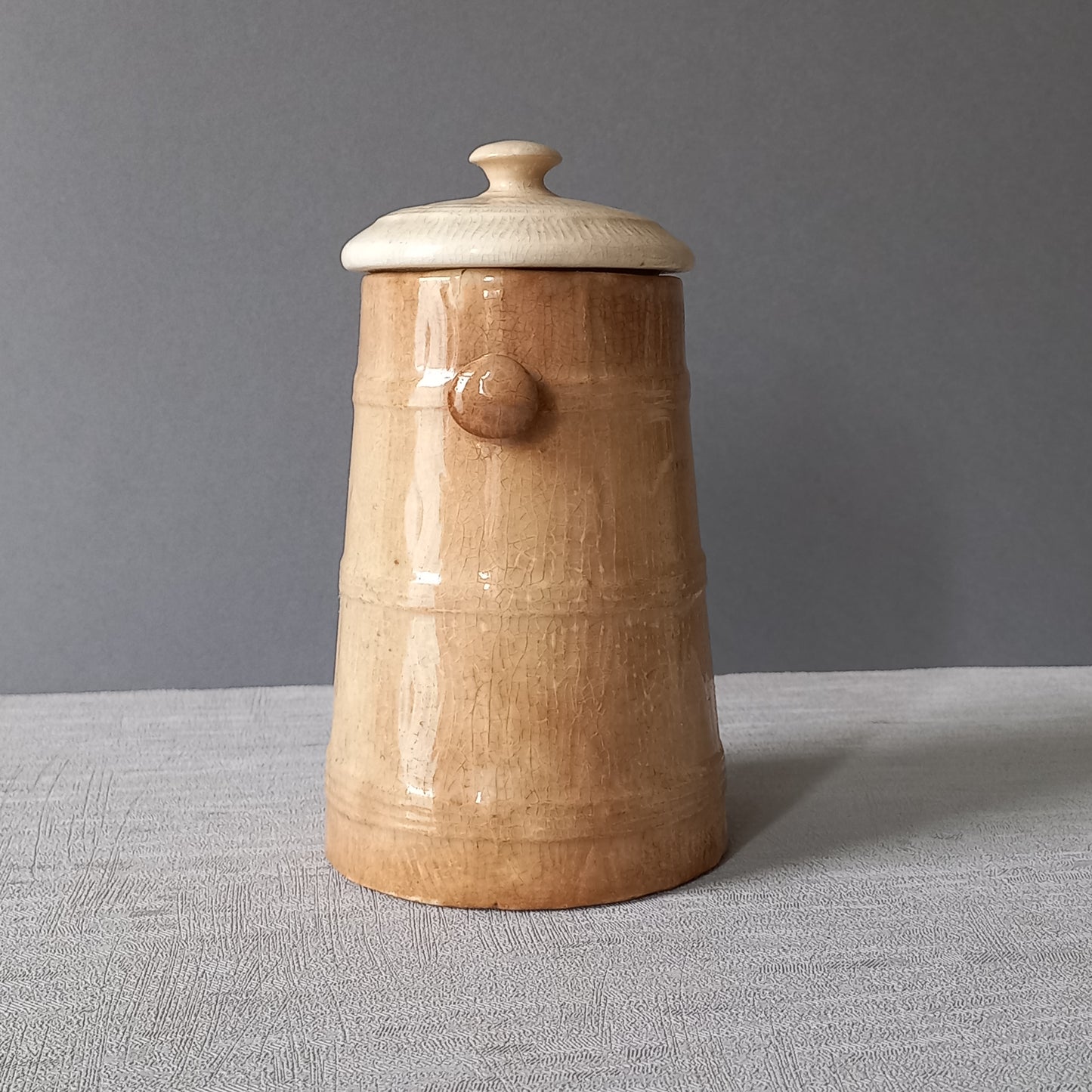 Pot à thé en terre cuite blanche teintée de France, petit vase ancien