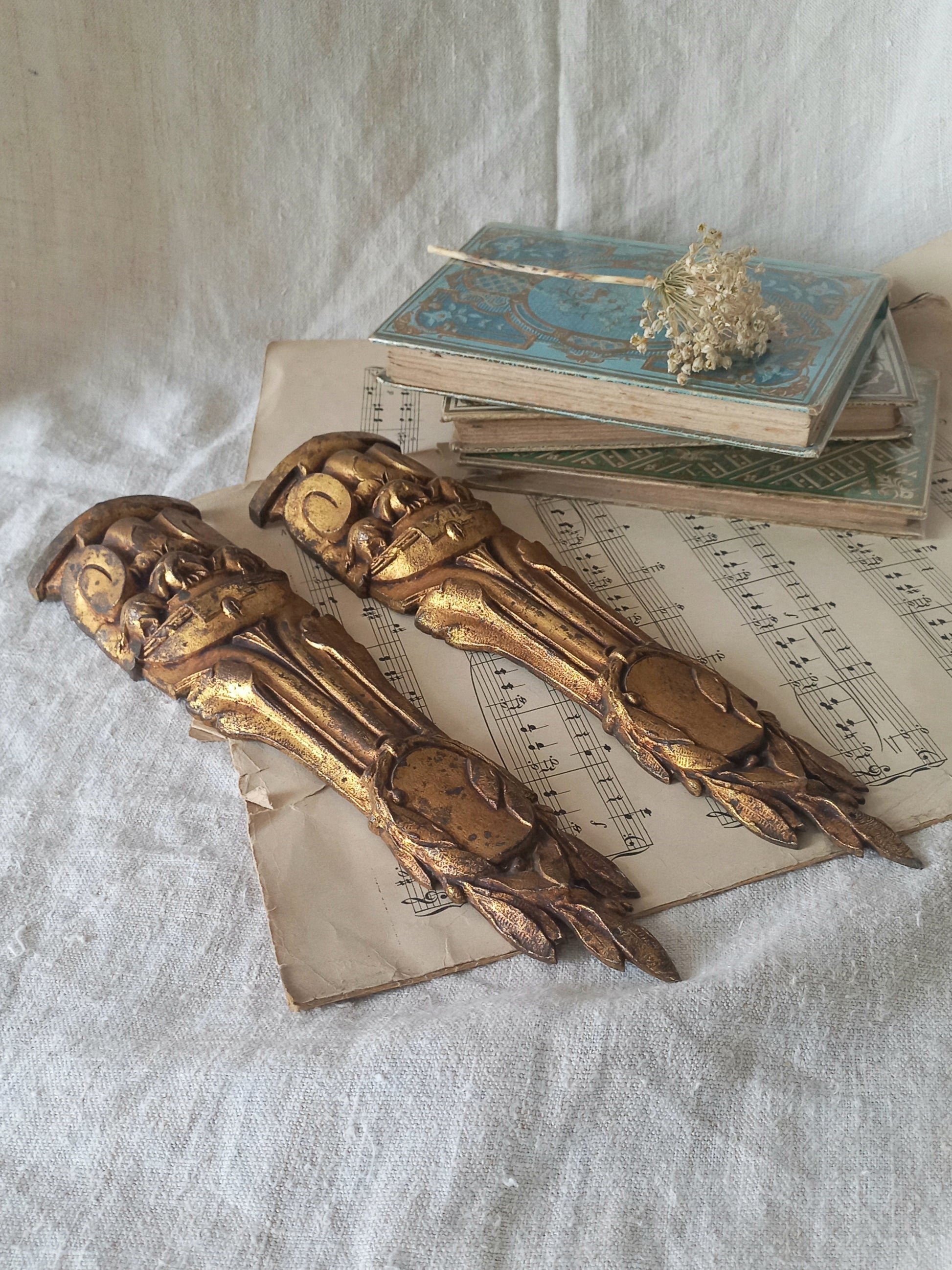 A stunning pair of French antique furniture decorations/ornaments - these salvaged hardware pieces are highly decorative in detail and eye-catching with their wonderful time-worn bronze finishes. 