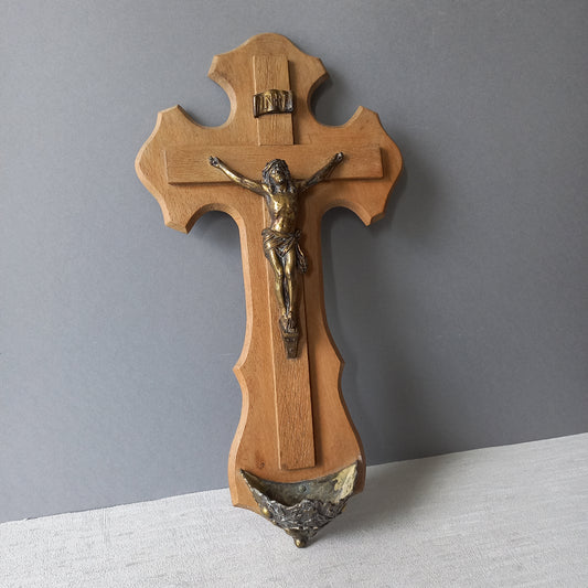 A large and beautiful vintage crucifix with a brass Jesus Christ sculpture and holy water font. 