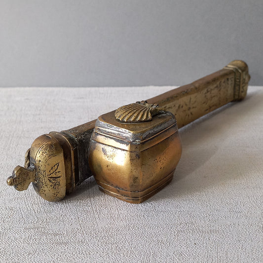 An antique decorative brass inkwell and quill storage case, a really wonderful piece of desk or shelve decor that is a real eye catcher.