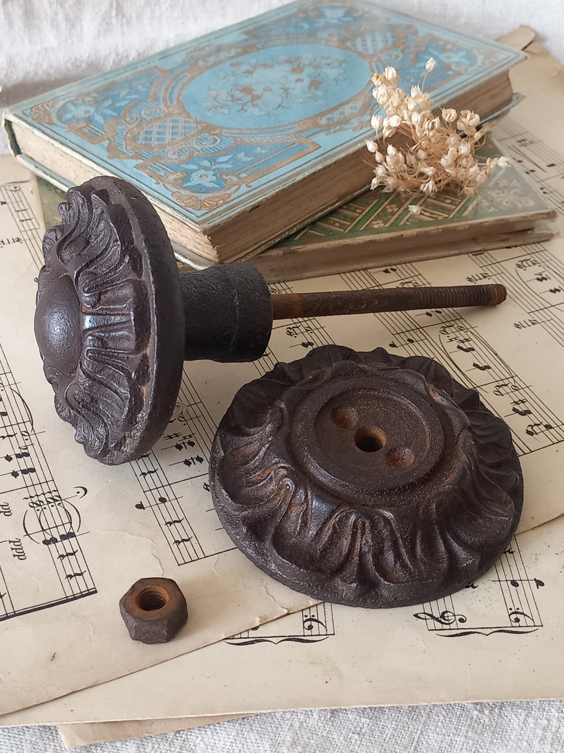 An original French antique decorative cast iron door pull, a heavy and beautiful piece of door decor which will make the finishing touch to your door.