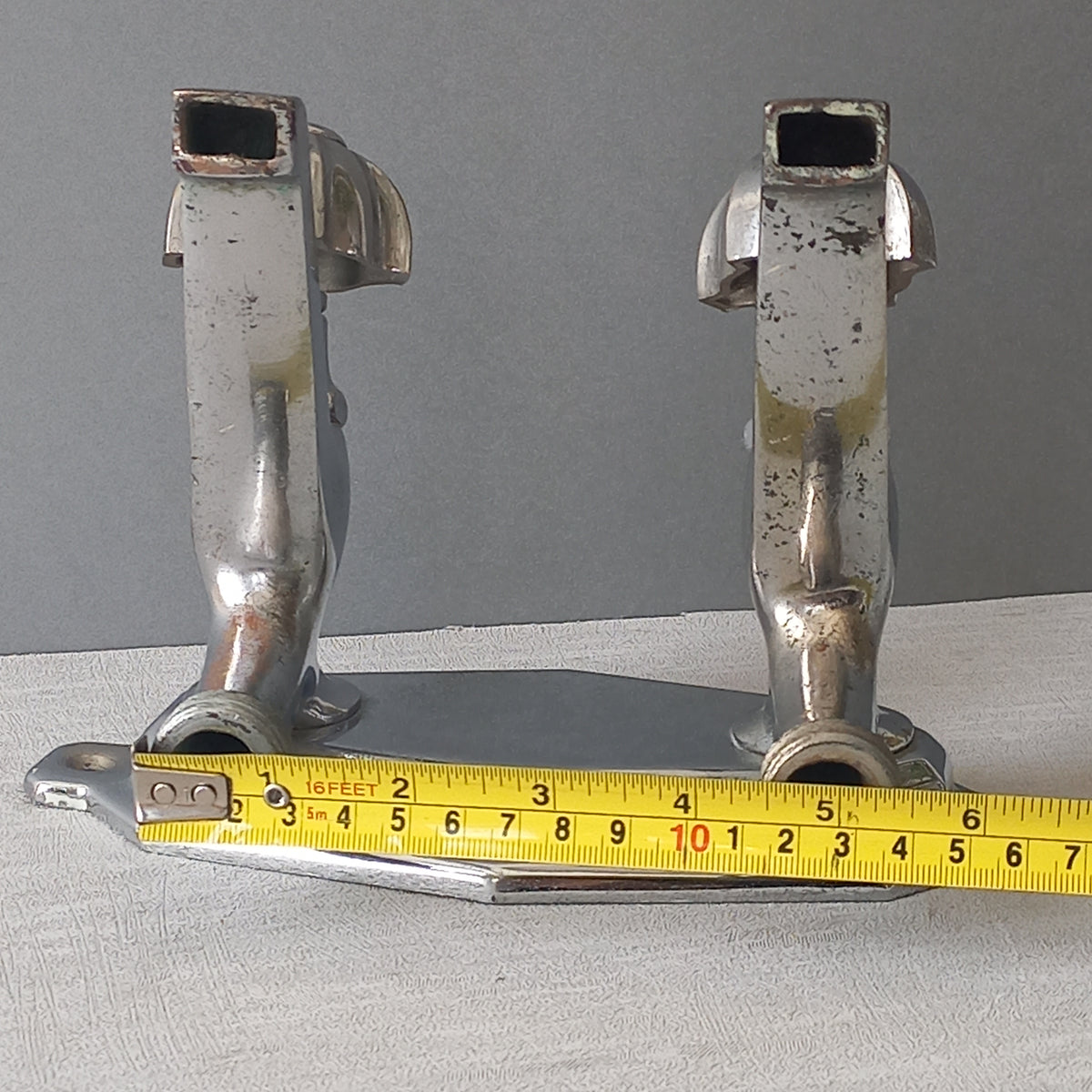 Stylish French vintage hot and cold faucet taps that are heavy, quality pieces probably dating from the 1930s time-frame. These old taps are being sold only as a restoration piece or project.