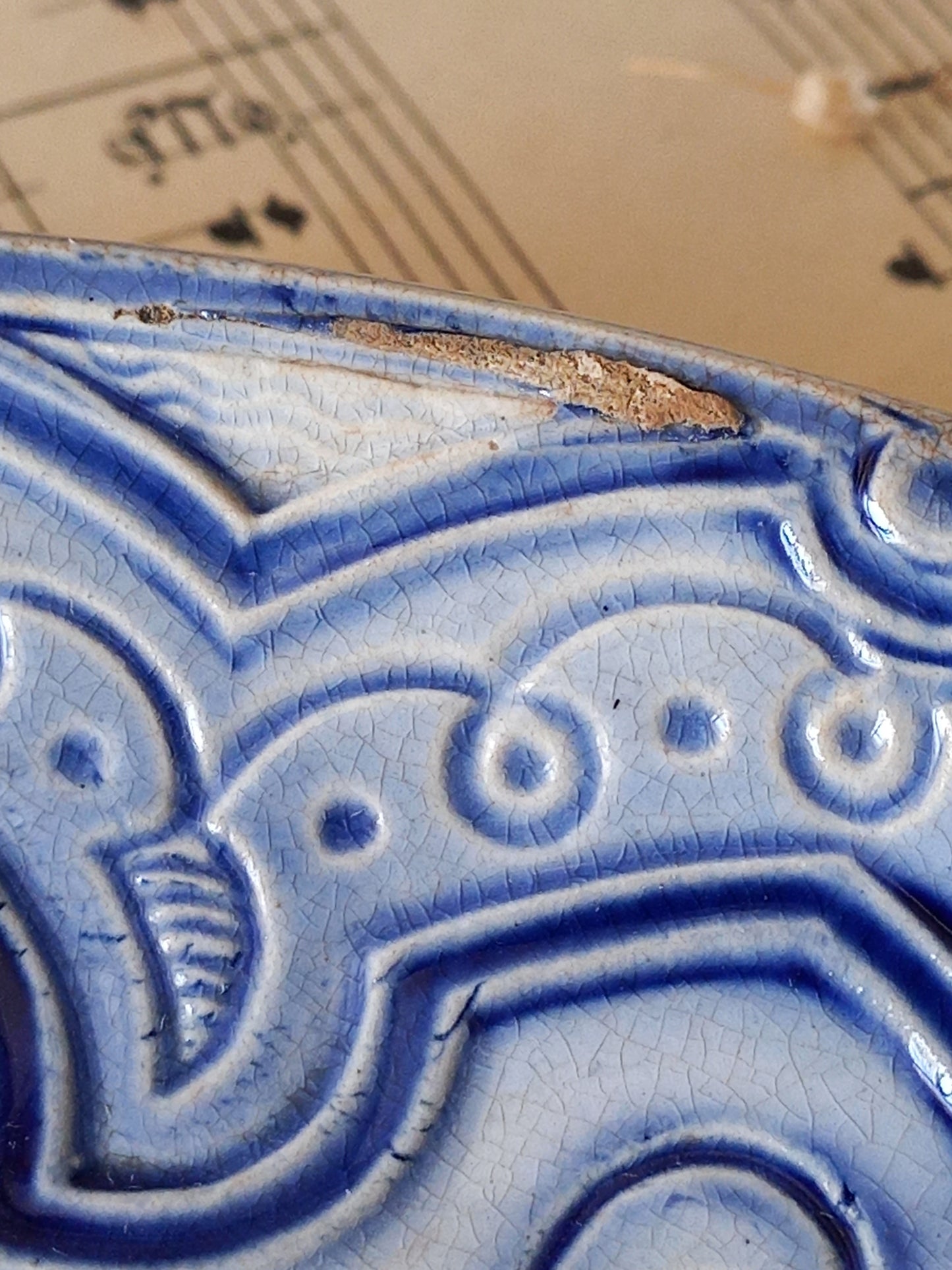 antique decorative majolica plate by premier Belgian manufacture, Wasmuel.