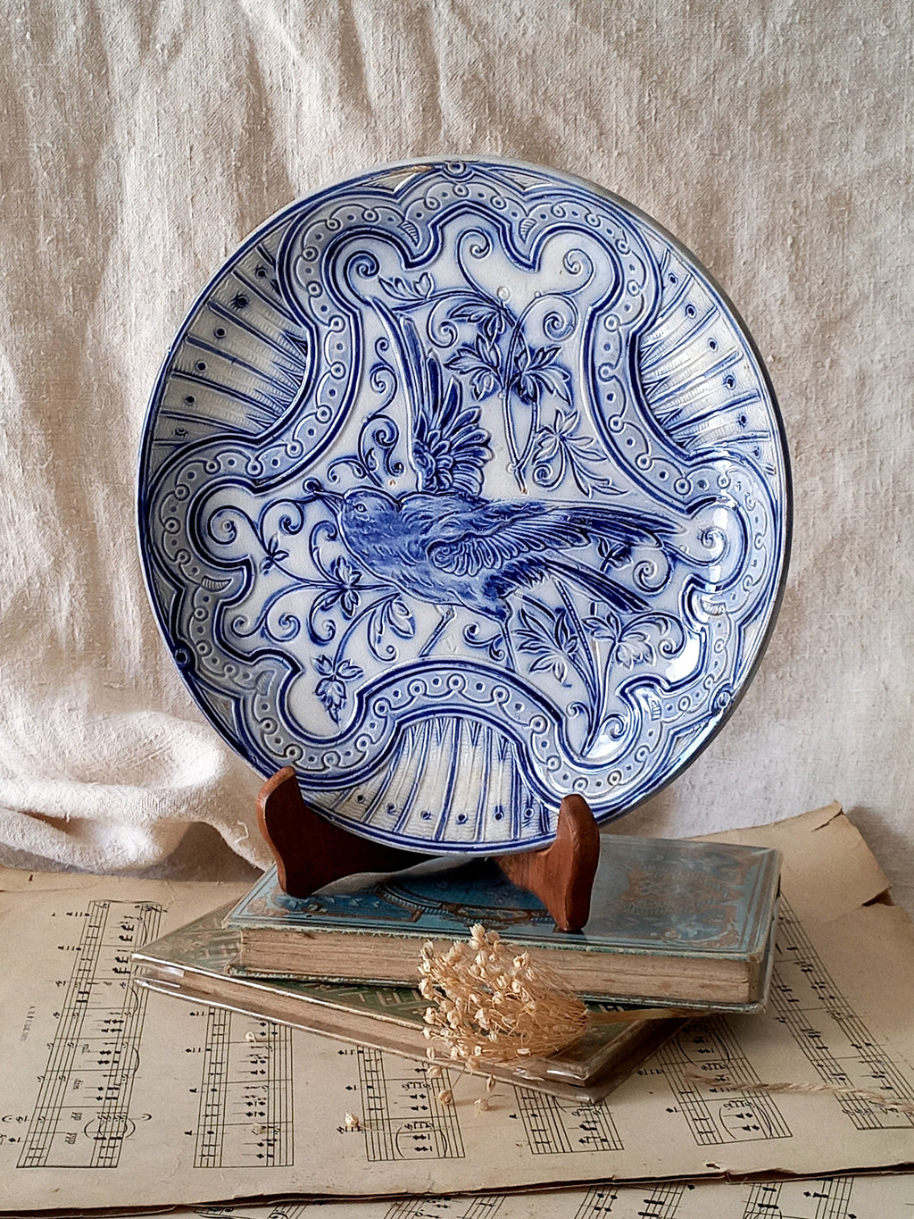 antique decorative majolica plate by premier Belgian manufacture, Wasmuel.
