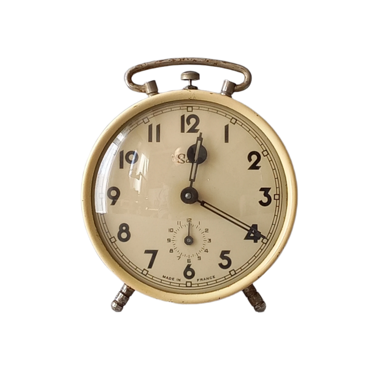 Réveil vintage français avec boîtier couleur crème