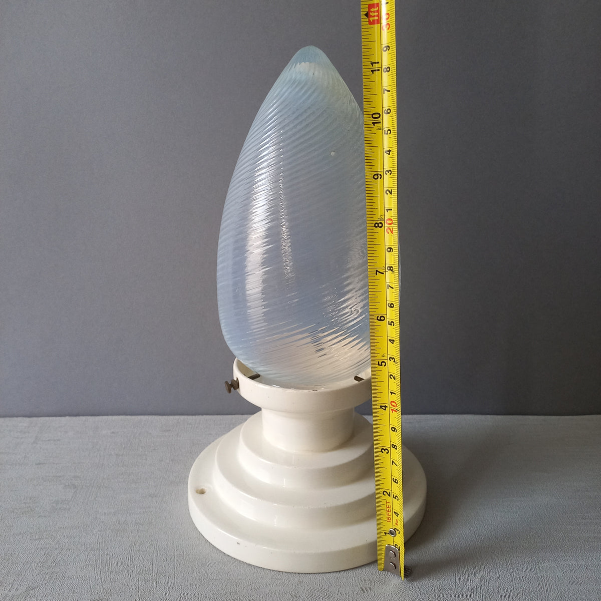 Abat-jour et support de lampe en verre opalin Art déco