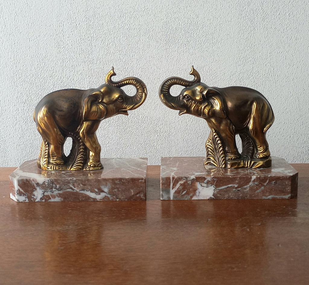 Serre-livres éléphants vintage, éléphants couleur bronze sur socles en marbre