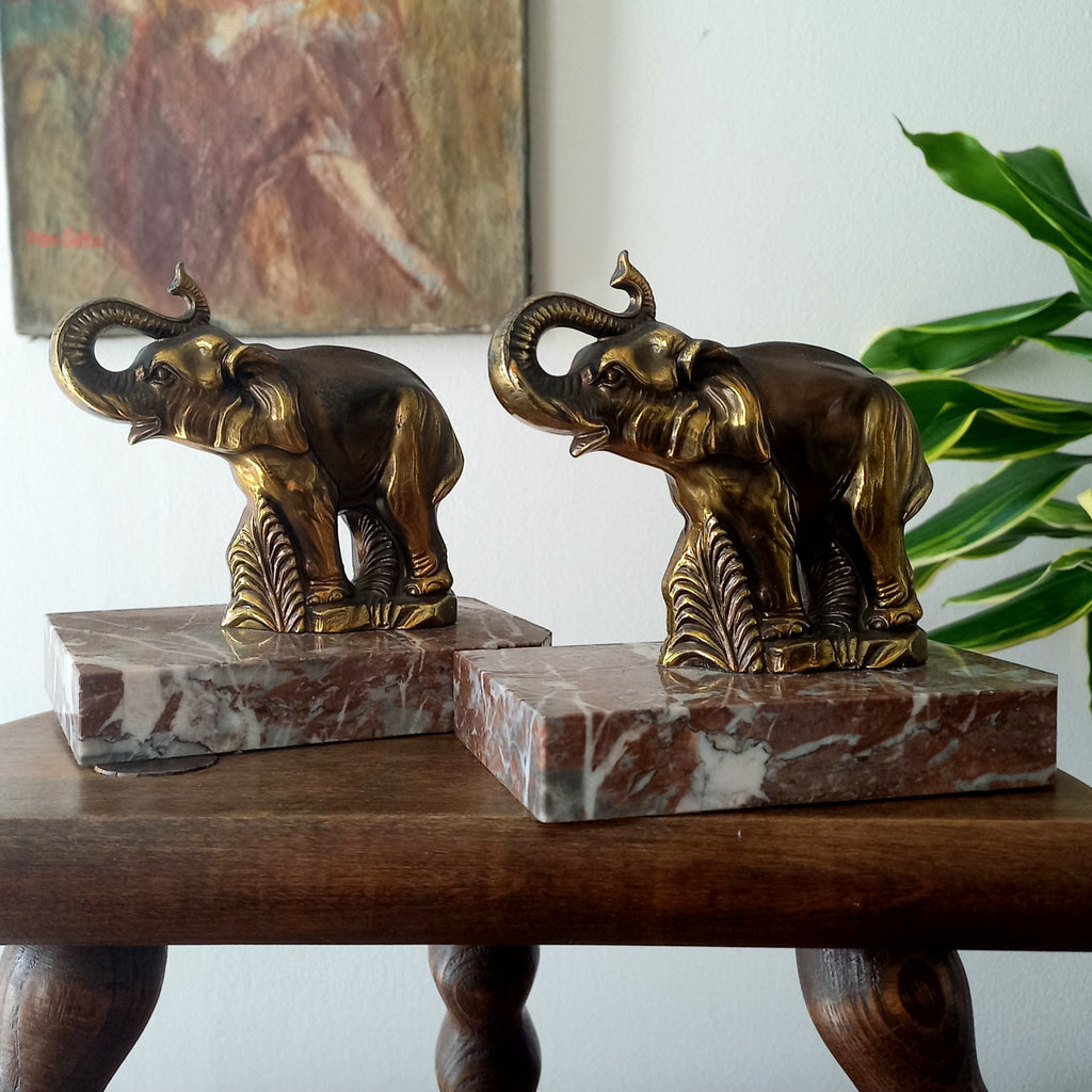 Serre-livres éléphants vintage, éléphants couleur bronze sur socles en marbre