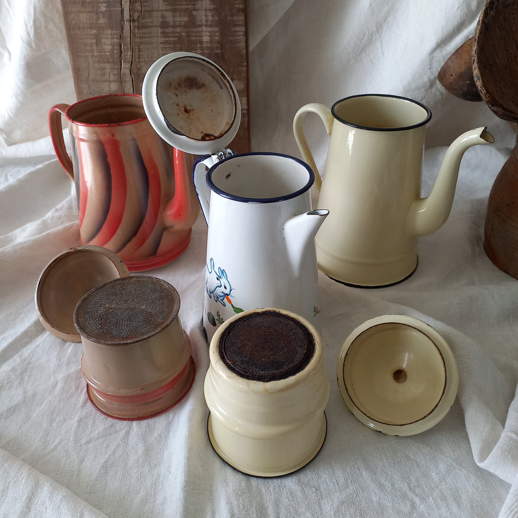 An instant collection of 3 x French fabulous vintage metal/enamel coffeepots in varying conditions and colours. These lovely old pots make great kitchen decor, especially in those of a rustic, country or farmhouse nature.