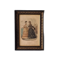 Gravure de mode de robe de femme antique française dans un cadre noir décoratif, mode féminine des années 1870, décoration murale de mode,